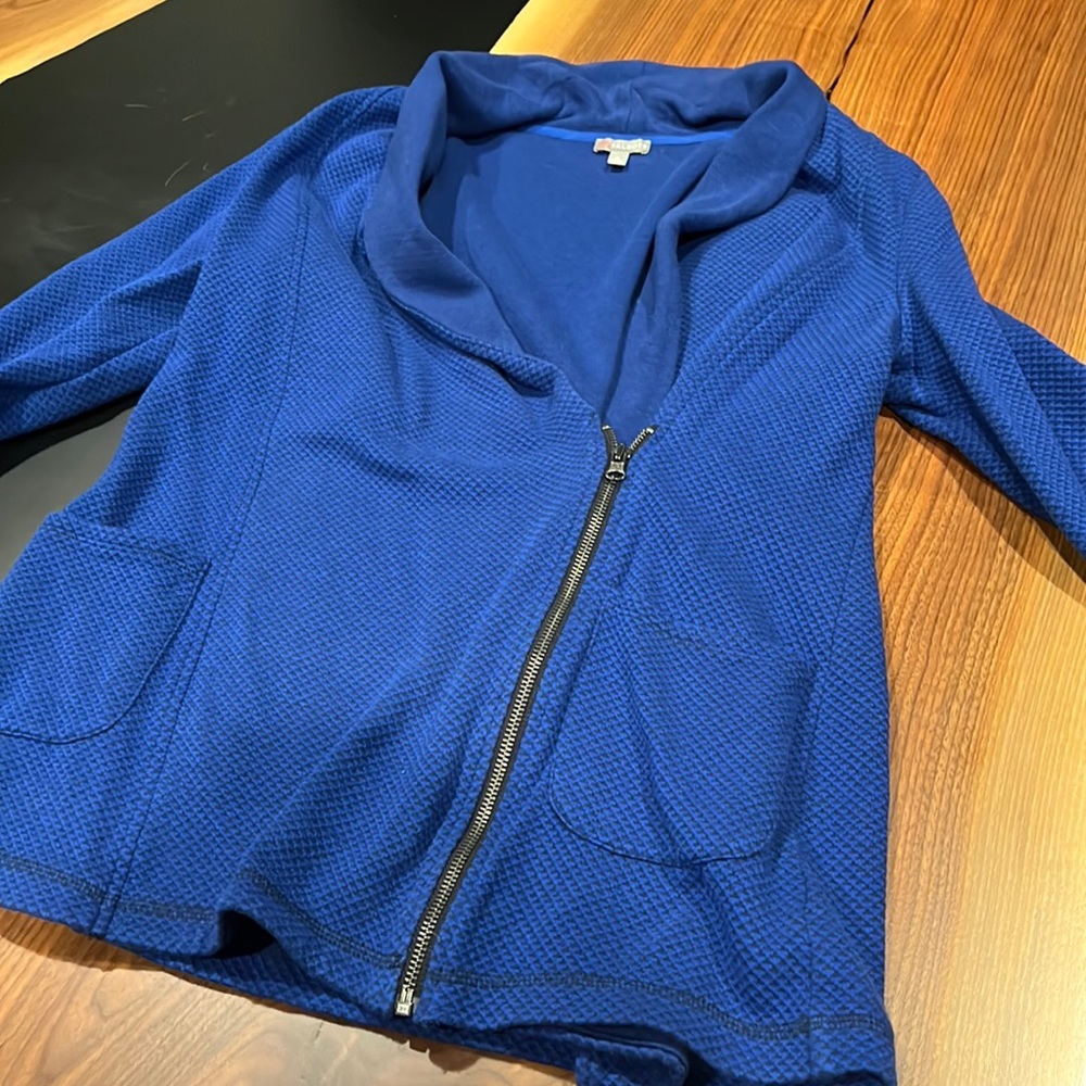 Unique Sweater With Off Center Zipper For Stylish Asymmetrical Effect